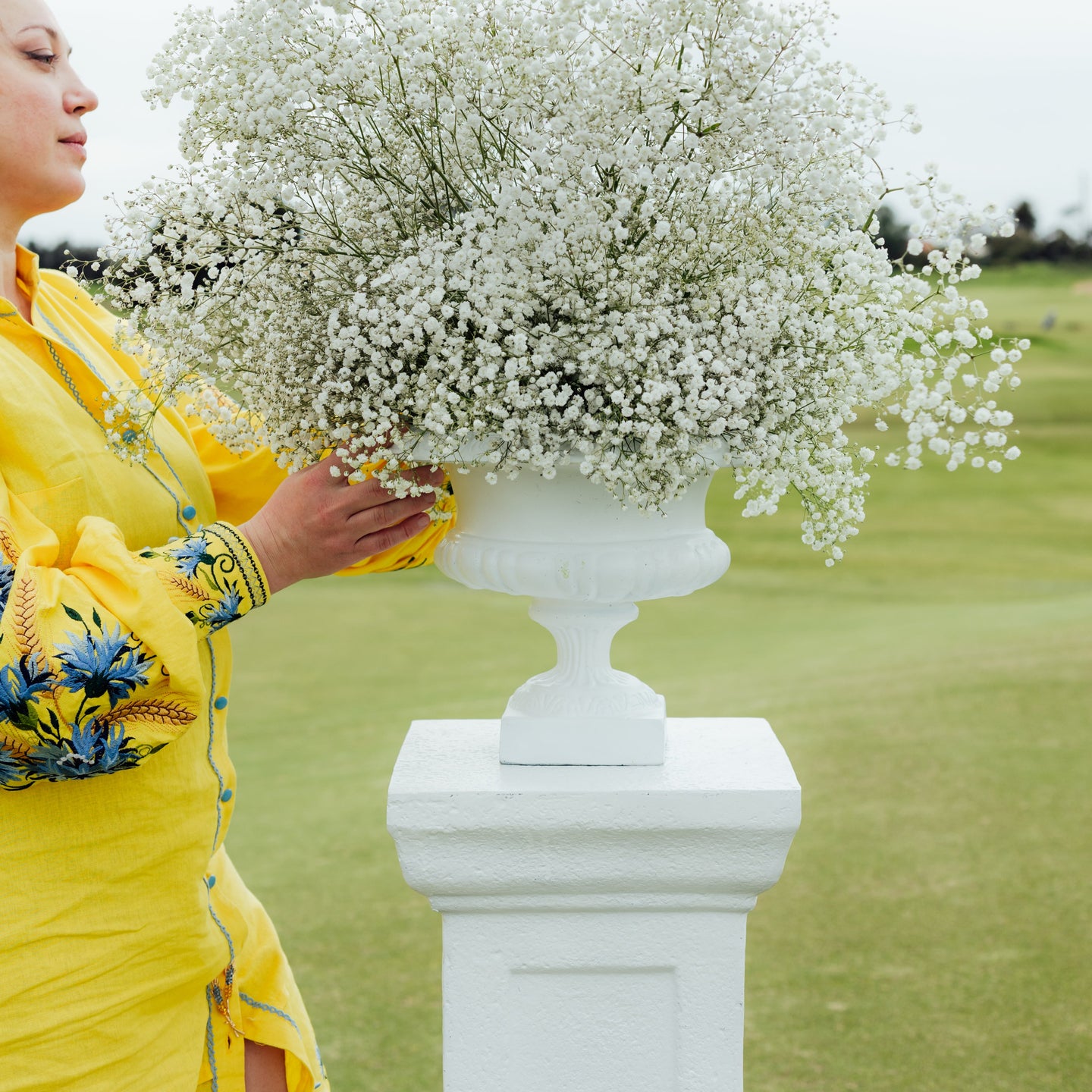 Rental Urns, Vases, Pedestals