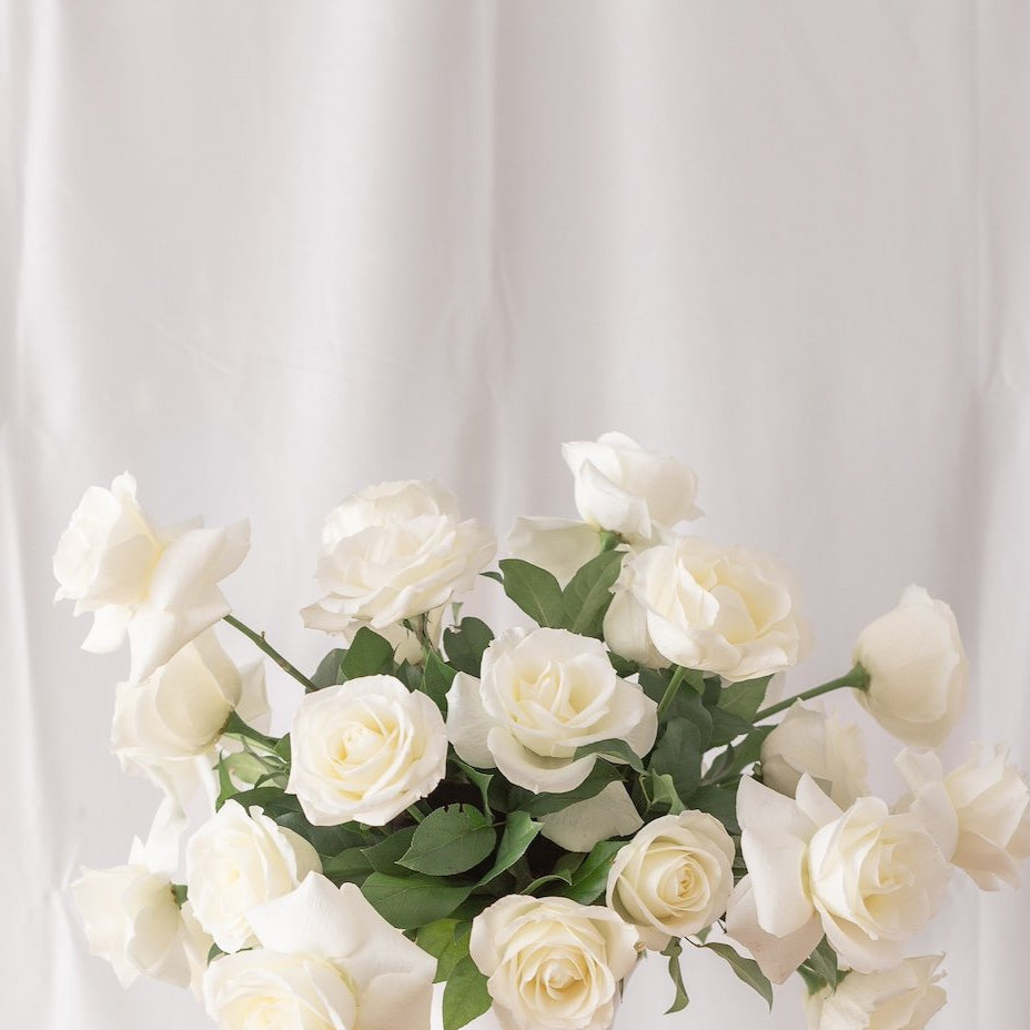 White roses low floral centerpiece on tray – Floral Atelier Australia, Adelaide wedding florist.