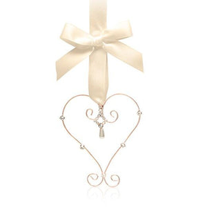 Wedding Charm Expertly Added to Your Bridal Bouquet